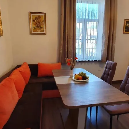 юлия делукс I