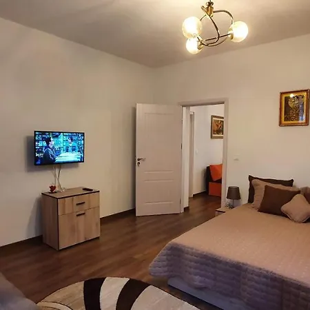 юлия делукс I